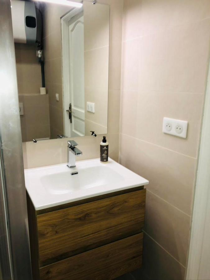 Le Cottage Bellifontain Proche Chateau - Insead - Grand Parquet ฟงแตนโบล ภายนอก รูปภาพ